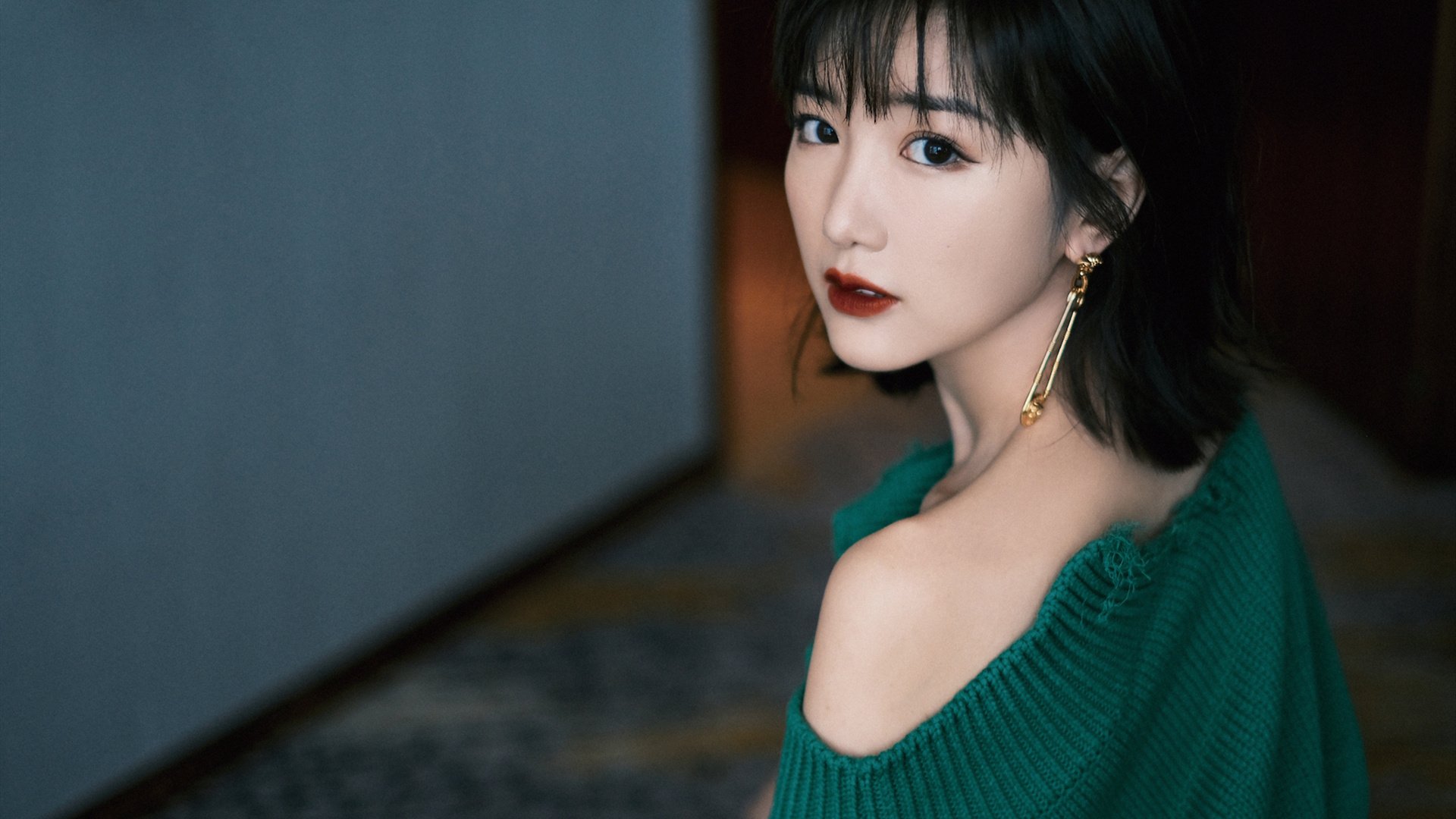 经典比赛重现:欧洲足坛最著名的逆转瞬间回顾,欧洲杯最大逆转