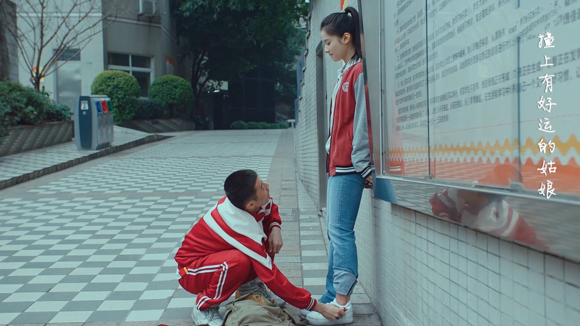 热刺持续渗透制造禁区混乱,热刺desk