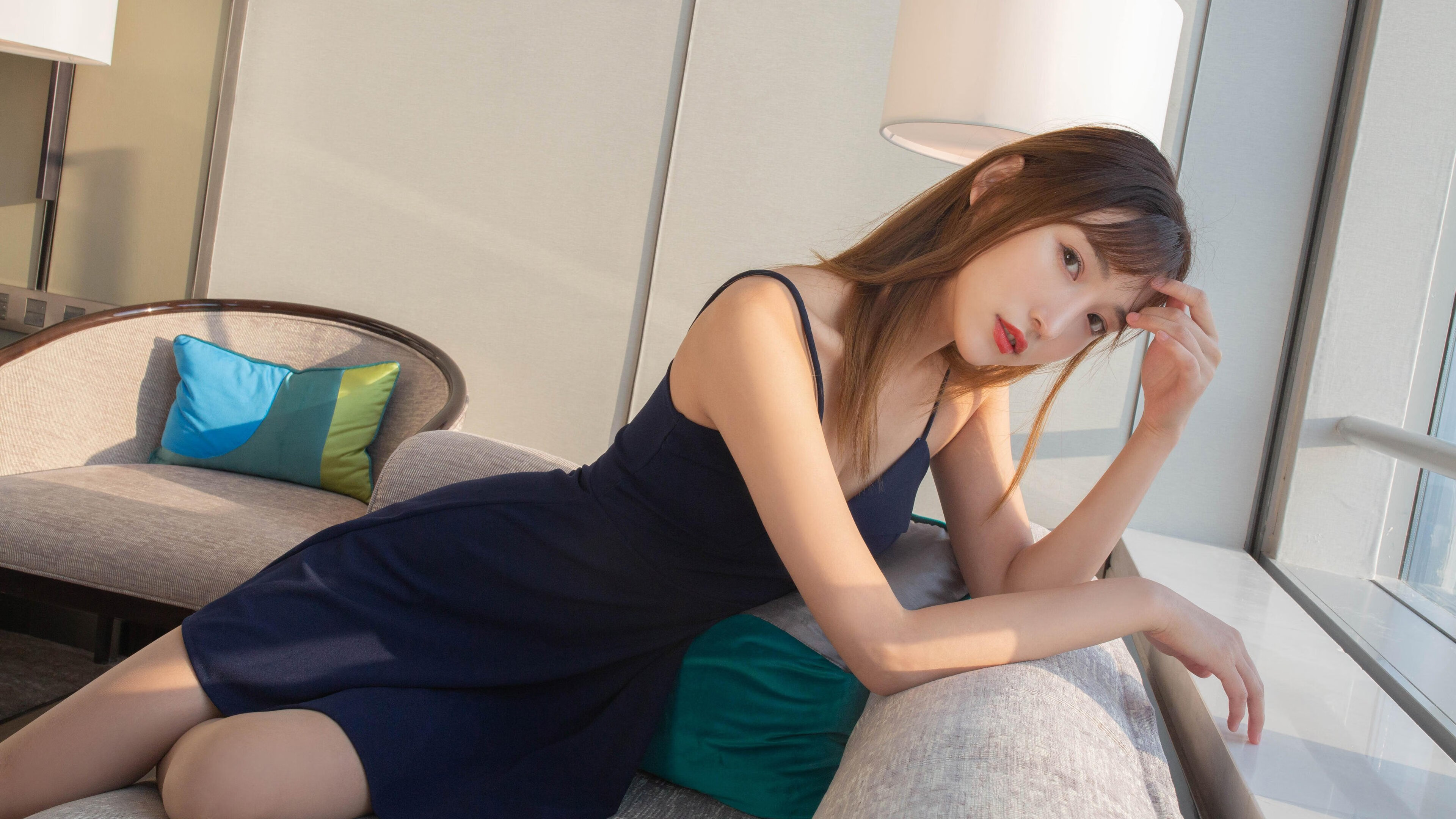 九游娱乐官网 (JIUYOU)-教练组赛后复盘分析对手战术特点为下一场做准备，教练下场比赛